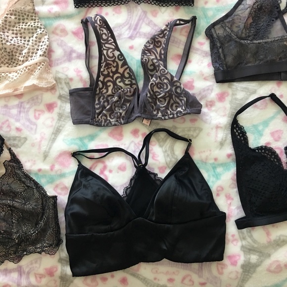 10 Brand new Victoria’s Secret size XS bralettes - Picture 6 of 7